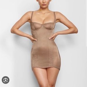 SKIMS NWT Glissenette Corset Dress SIENNA